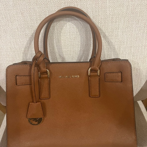 Michael Kors Brown Saffiano Leather Dillon Tote - Picture 3 of 7